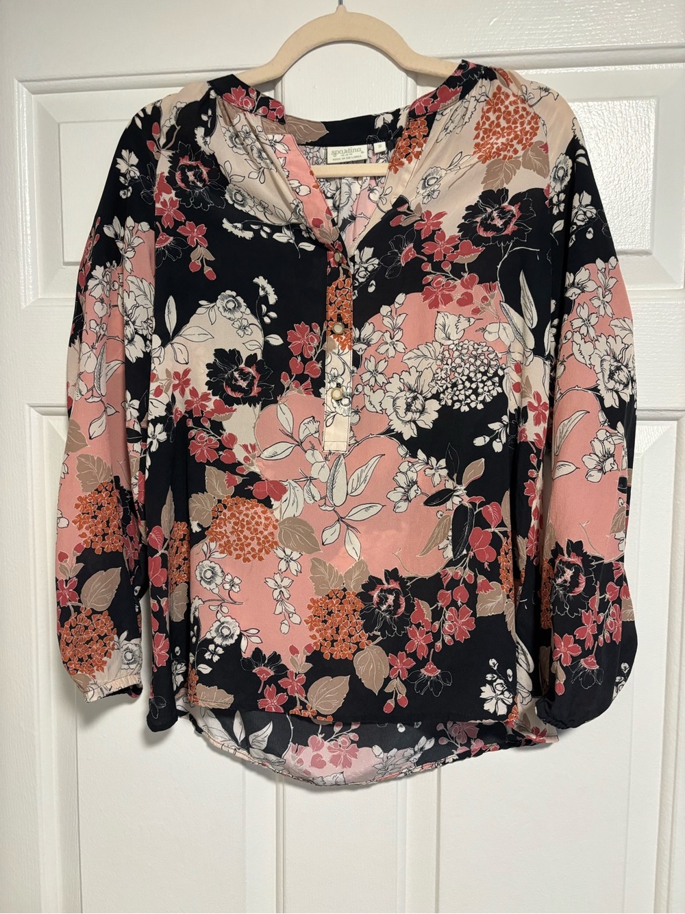 100% Silk Spartina 449 Pink & Black Floral Split-Neck Blouse Size Small